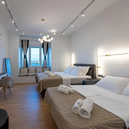 Lusso With Sea View Apartman *