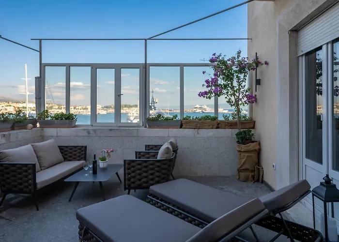 Lusso With Sea View